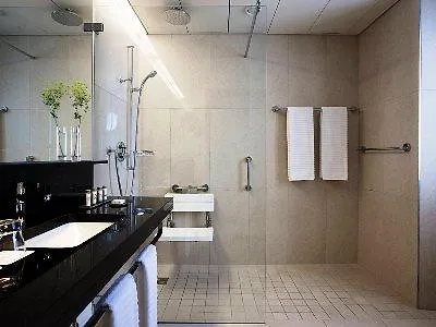 Renaissance Готель 5*