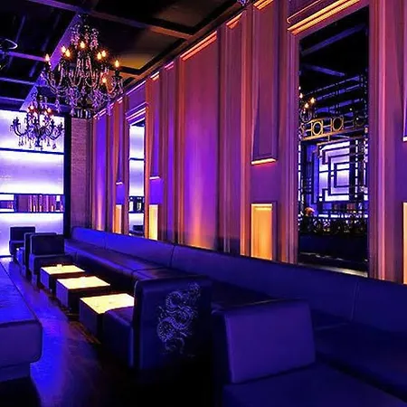 Renaissance Готель 5*